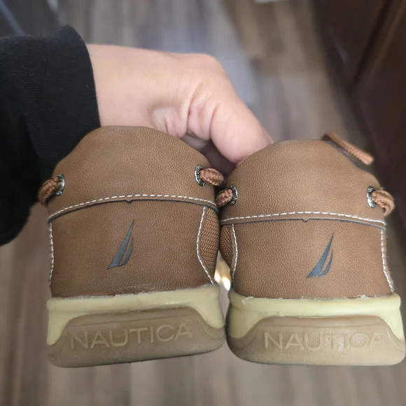 Nautica Boys Brown Boat Shoes - Picture 3 of 10